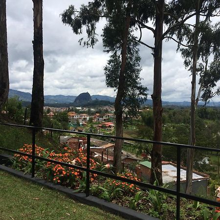 Cabanas El Retorno Guatapé Buitenkant foto