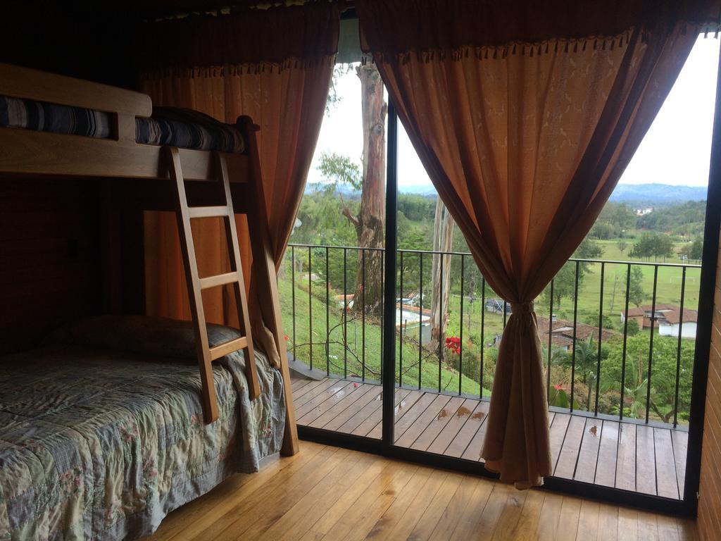 Cabanas El Retorno Guatapé Buitenkant foto