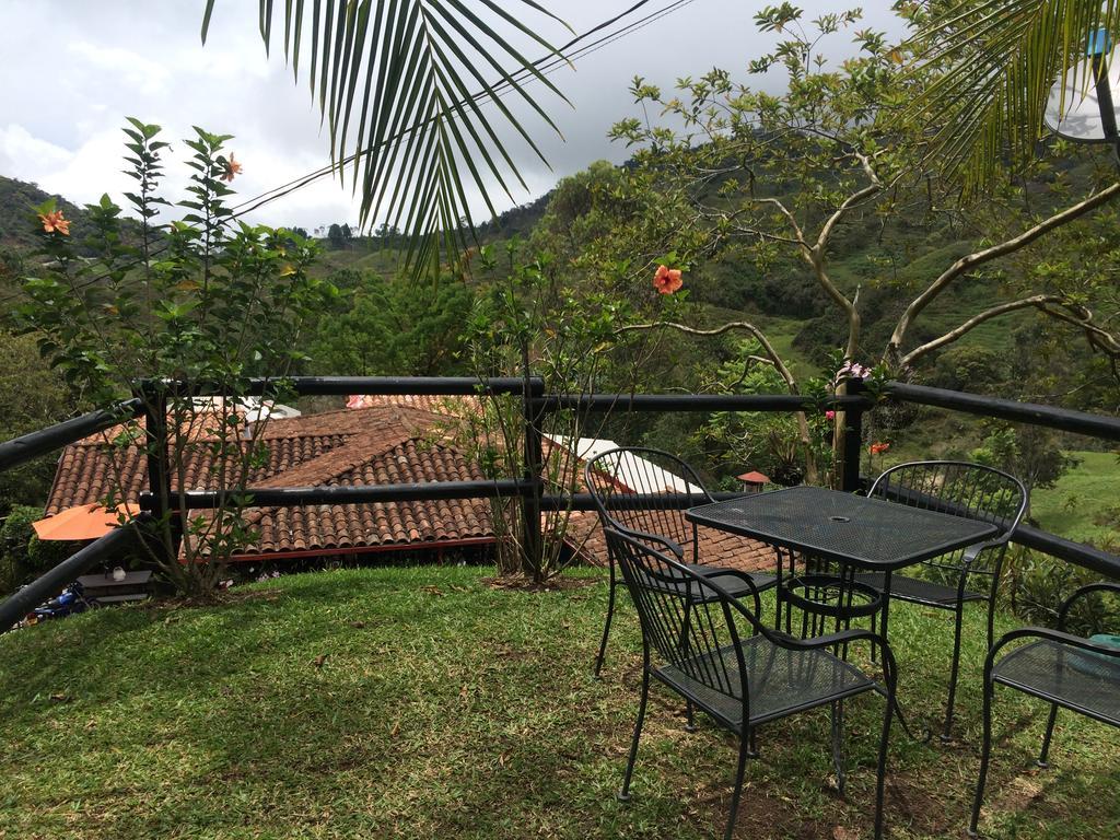 Cabanas El Retorno Guatapé Buitenkant foto